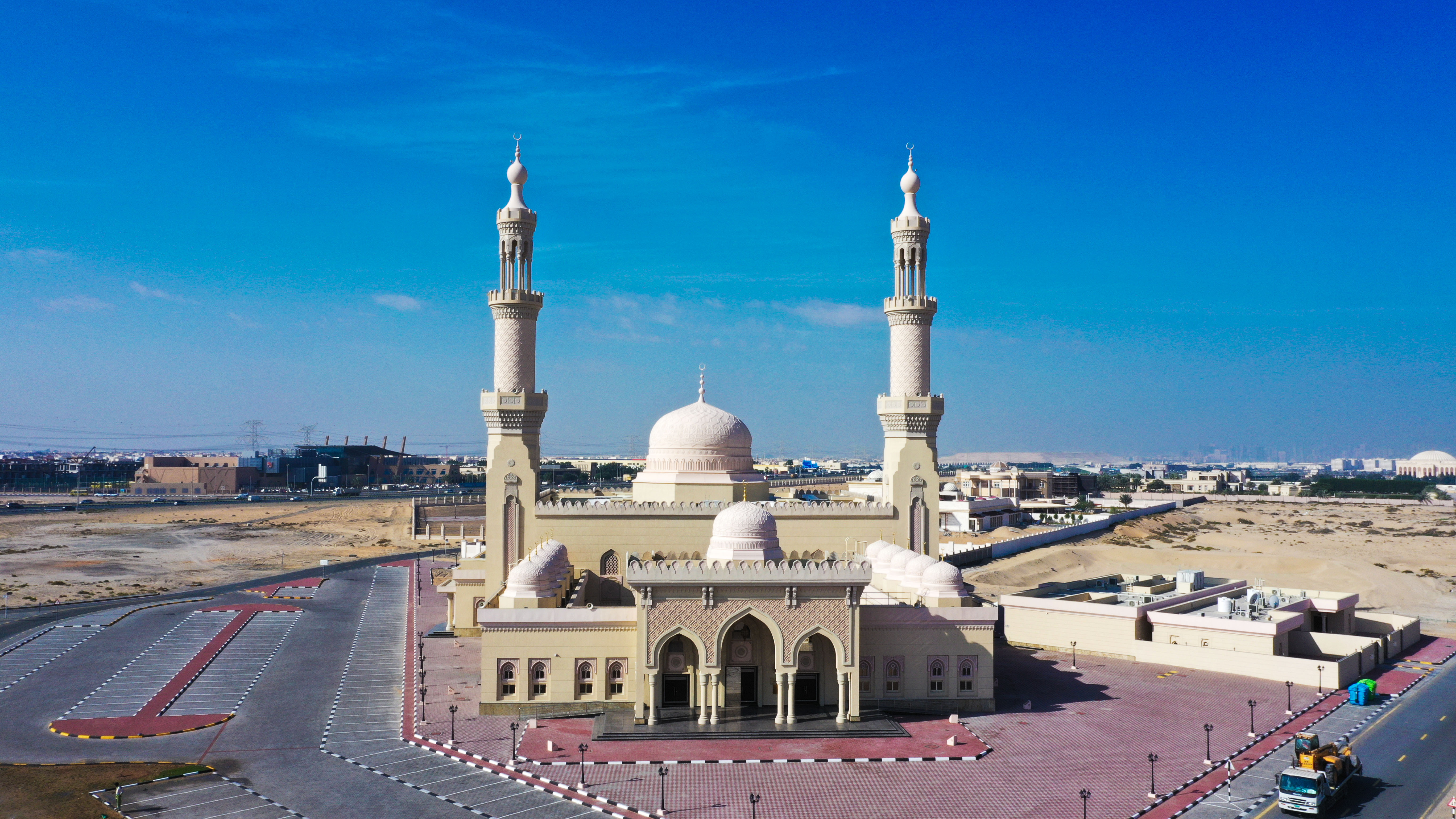 الشؤون الإسلامية بالشارقة تفتتح مسجد الأوابين في الجرينة 1